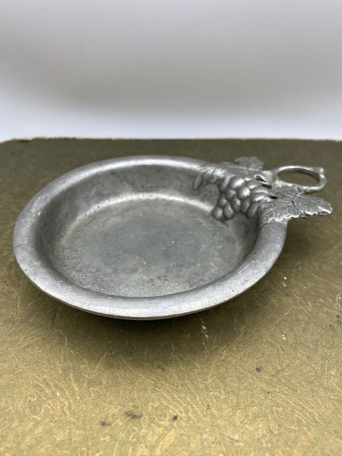 Italian Hallmarked Grapevine Porridge Bowl 2