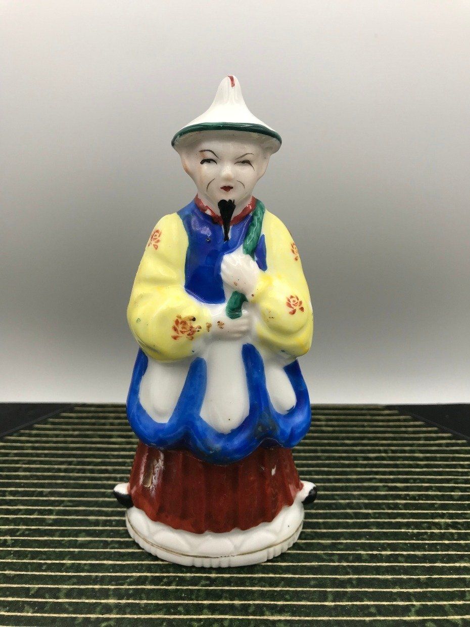Occupied Japan Porcelain Traditionally Dressed Figurine w Rice Basket Vase Detail