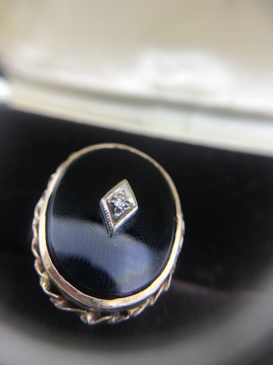 Antique 10k Gold Black Onyx + Diamond Oval Mourning Ring 4