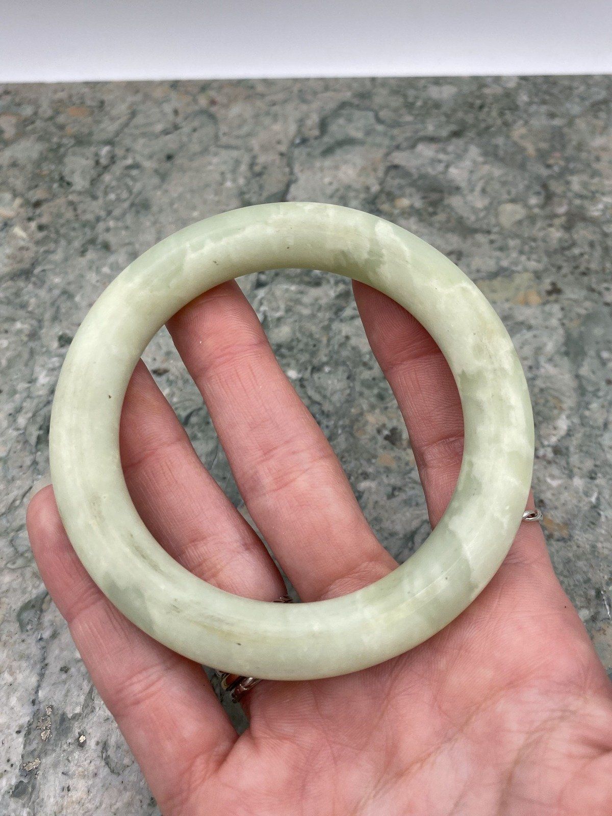 Stunning Soft Green Chinese Jade Solid Stone Bangle Bracelet 4