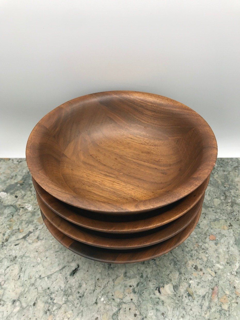 Set of 4 Walnut Bowls 3