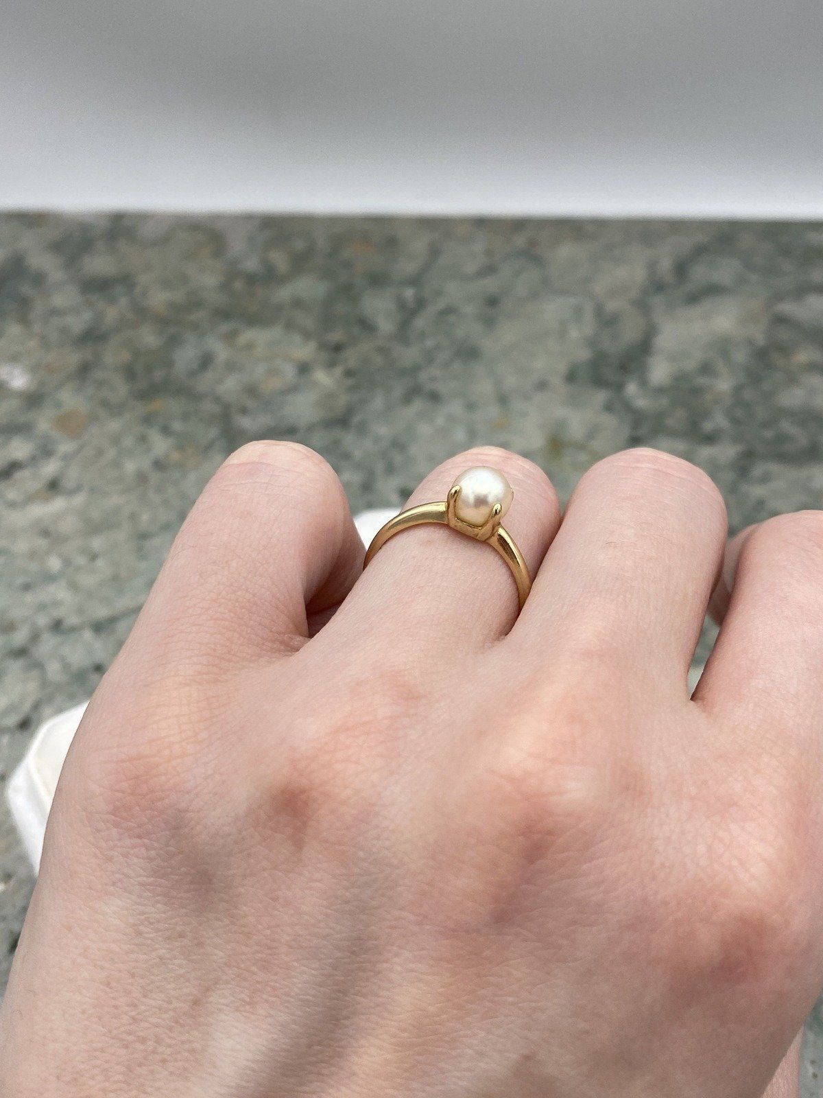 Minimalistic 14k Gold Cultured 4-Prong Pearl Solitaire Ring 6