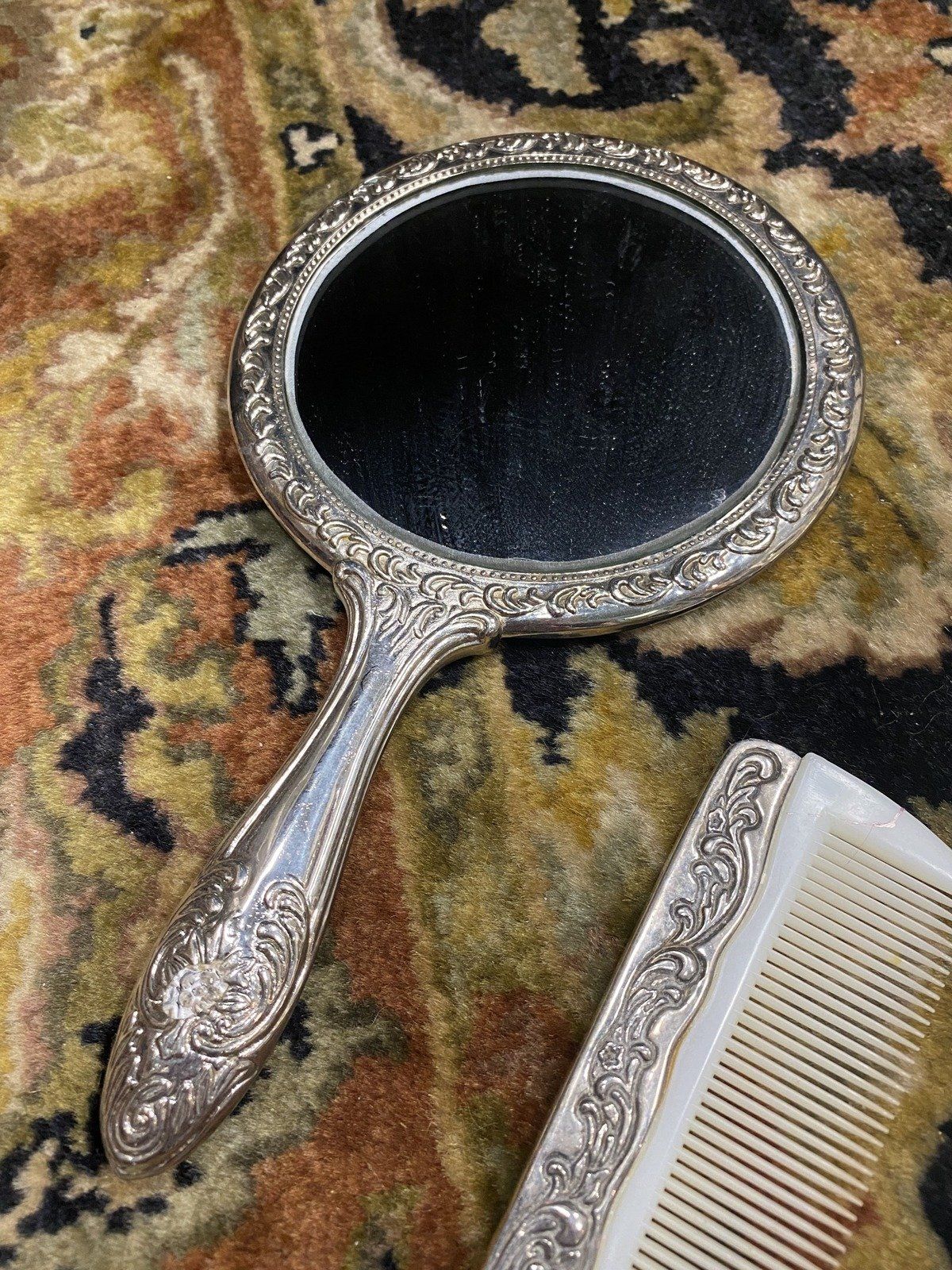 3pc Vintage Repousse Silver Plated Vanity Set 3