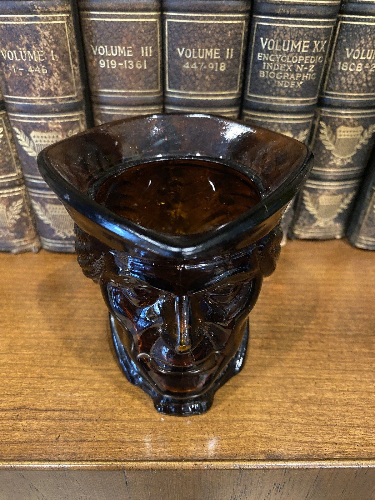 Vintage Avon Apothecary Glass Thomas Jefferson Presidential Glass Vase/Desk Jar 4