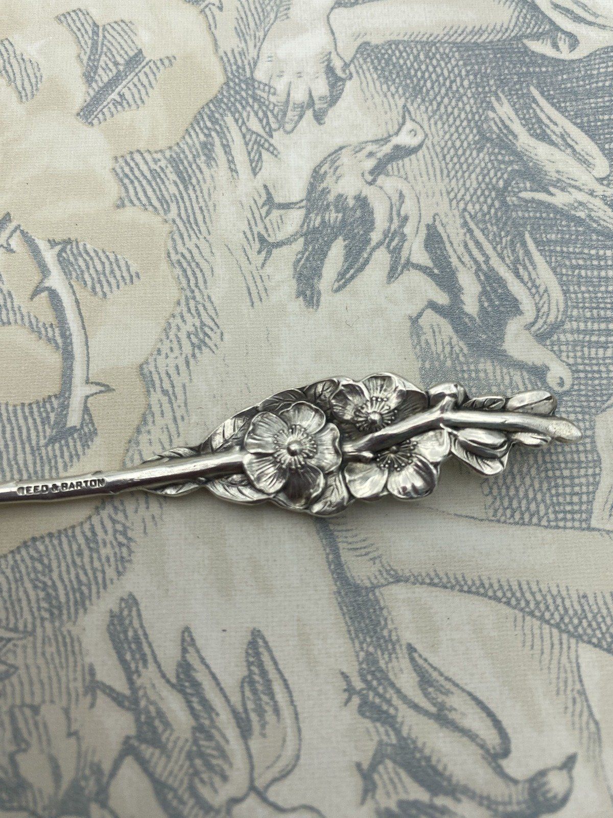 Reed & Barton Sterling Silver Floral Figural Jelly Spoon 4