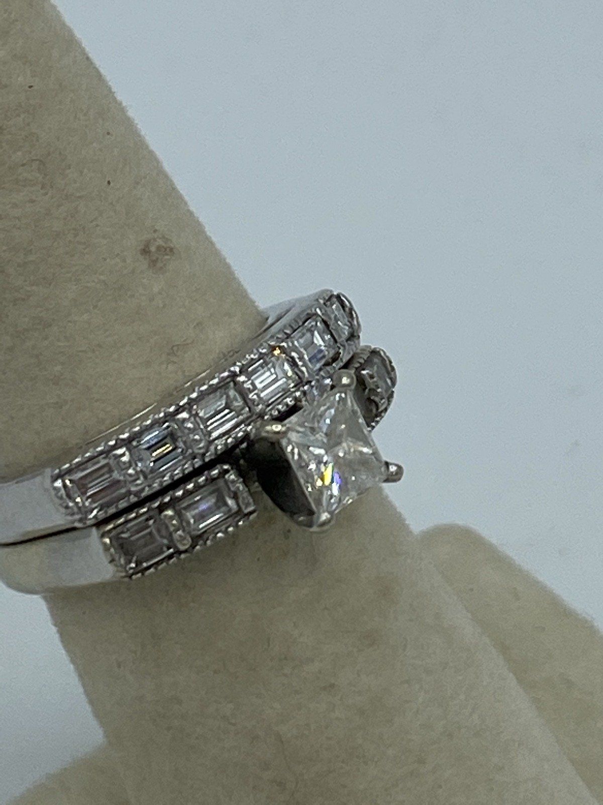 18k White Gold 2.5+ctw Wedding Ring Set 2
