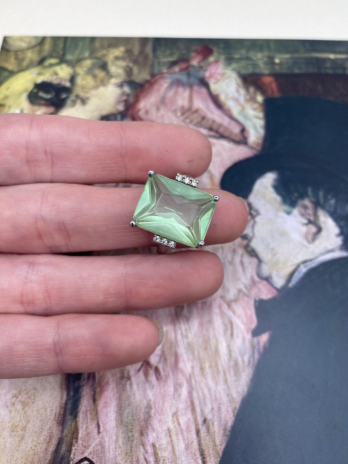 Vintage Sterling Silver Plated Ring w Large Emerald Cushion Cut Uranium Glass Cocktail Ring 5