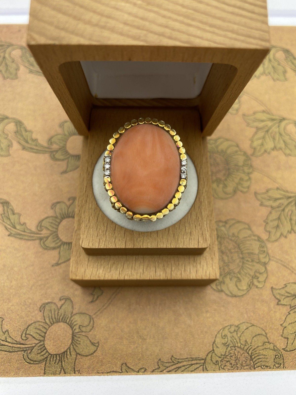 Near Antique c.1930s 14k Gold Nugget + Angel Skin Coral Regale Ring w Diamond Accents 2