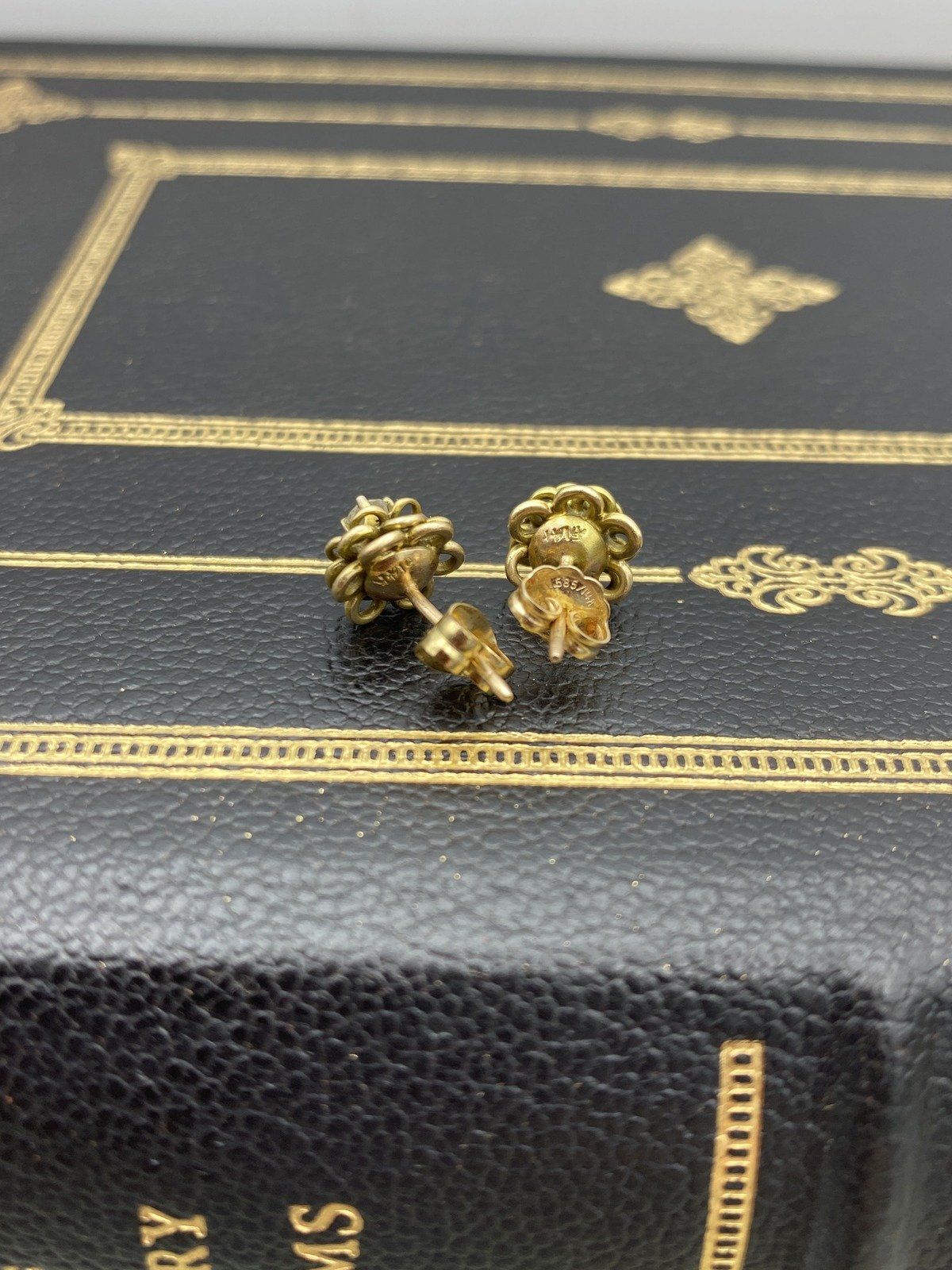 Antique 14k Gold Layered Wire Bloom .2ctw Diamond Stud Earrings 4