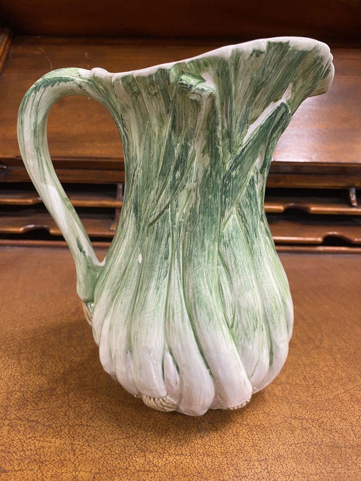 Italian Ceramic Majolica Scallion Drink Pitcher 9 5