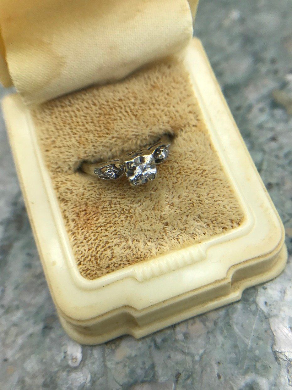 Antique 14k White Gold Floating Shoulder Diamond Engagement Ring 5