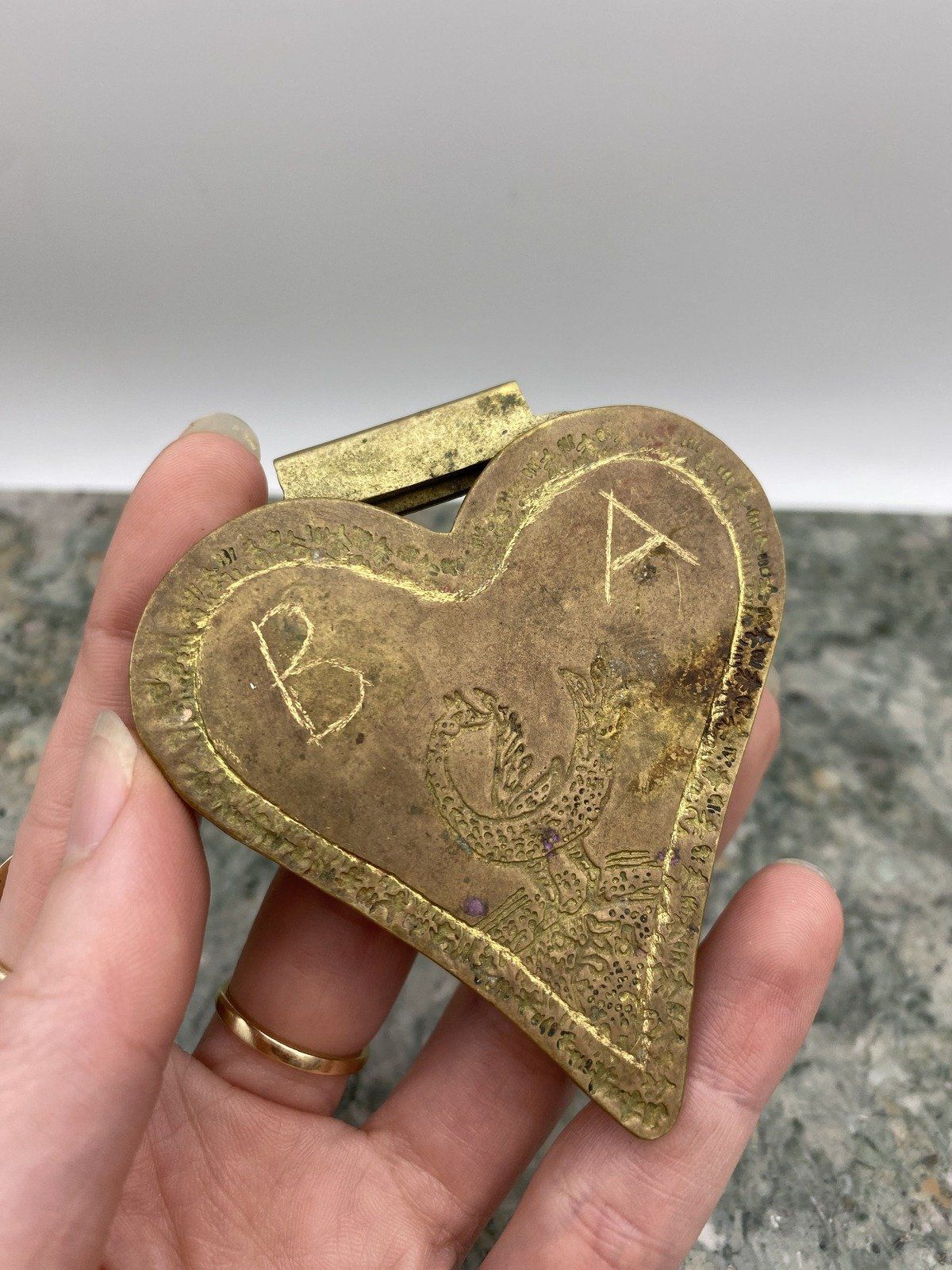 Hand Etched Heart Shaped Old Brass Trinket Box #2671 3