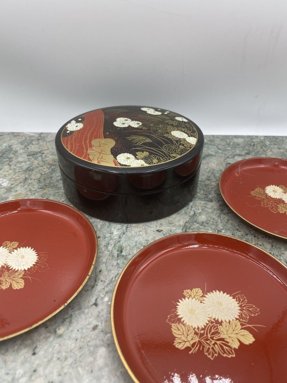 Oriental Cinnabar Lucite Saucer Coasters + Storage Box 1192 3