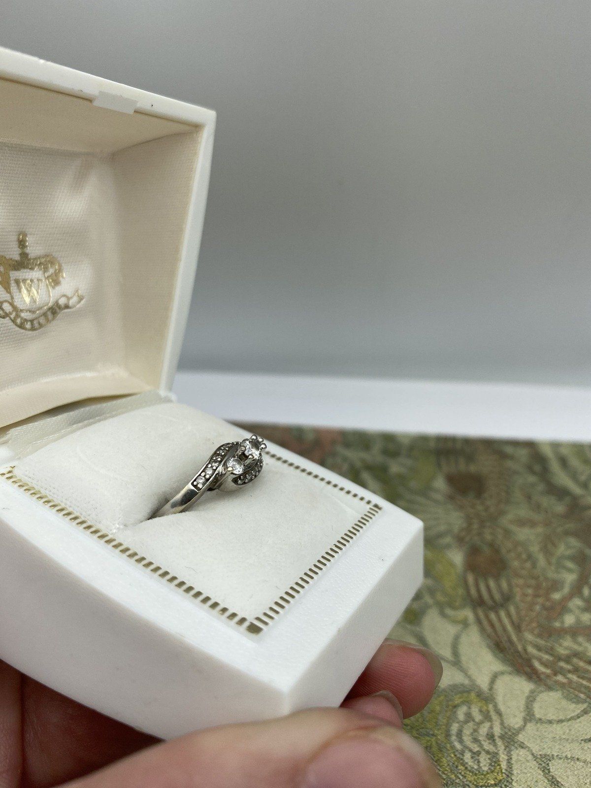Lovely 14k Gold Trio Diamond Almonde Bypass Ring 3