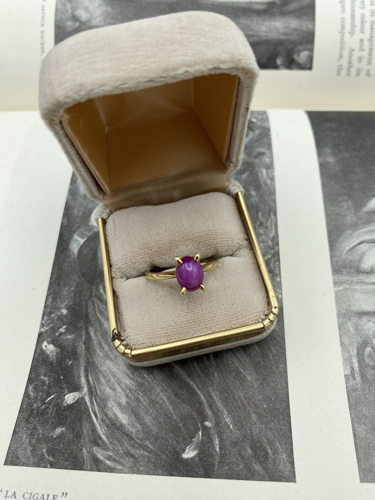 Vintage Minimalistic 14k Gold Synthetic Star Ruby Solitaire Ring #2526 10