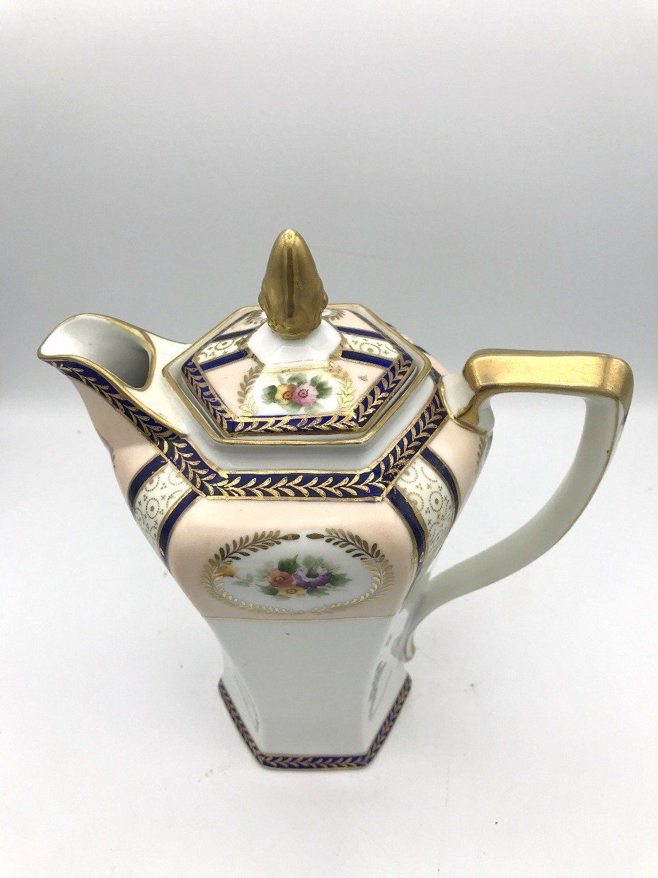 Noritake Porcelain Gilt Painted Garland Tea/Coffee Pot 2