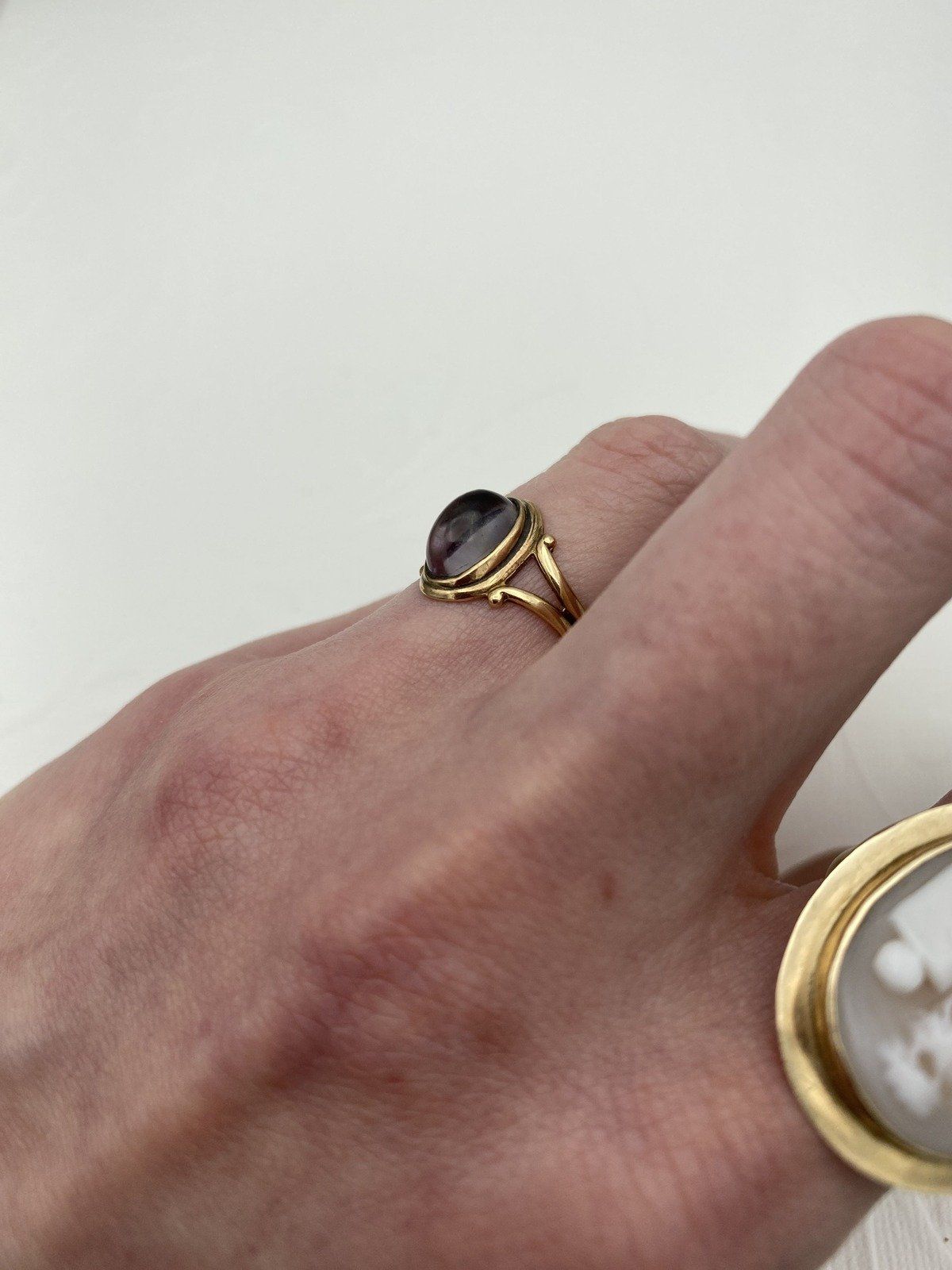 Antique Victorian 14k Rose Gold Faintly Amethyst Bezel Cab Cut Ring w Spilt Shoulders 9
