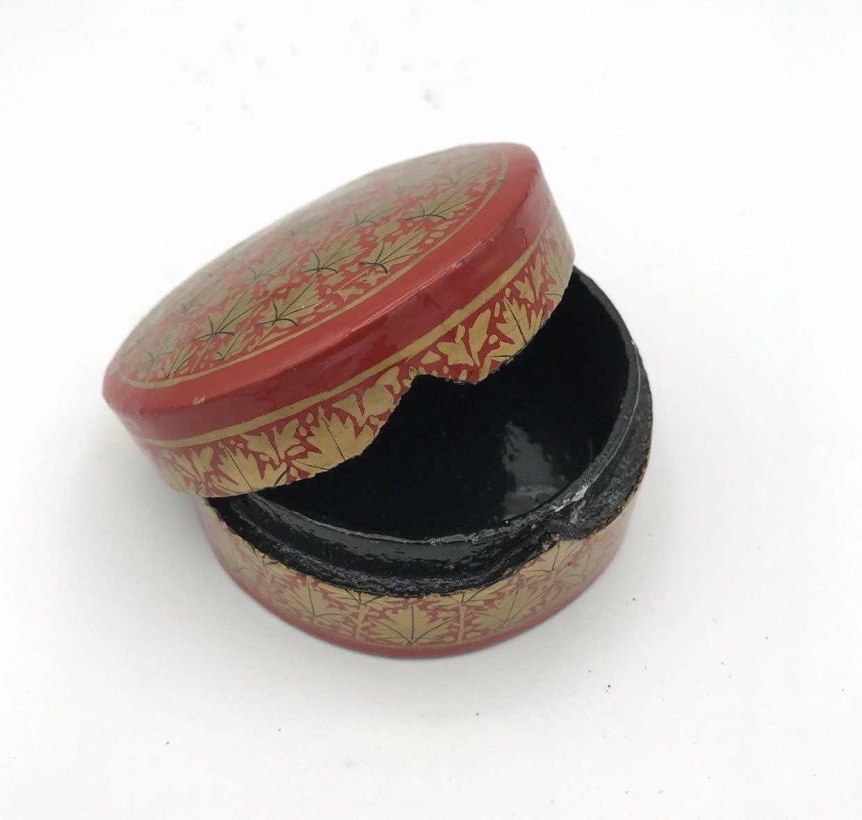 Round Leaf Motif Paper Mache Trinket Box 3