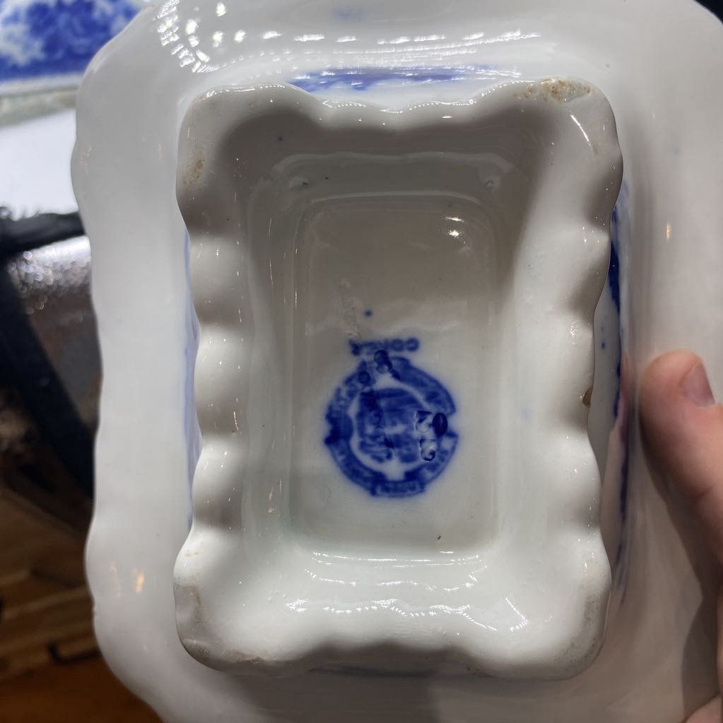 Wedgwood Corea Tureen 577 3
