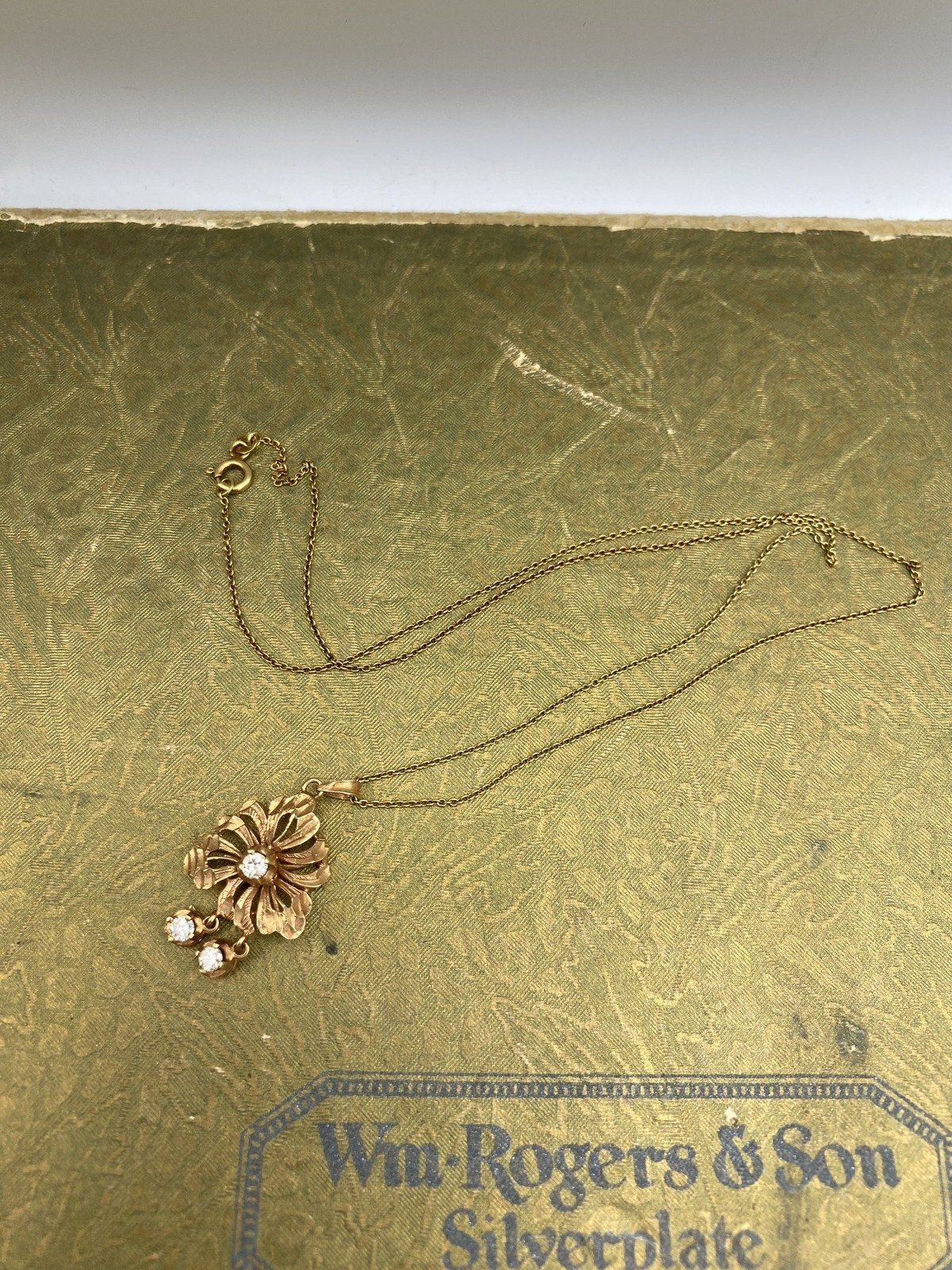 Antique Victorian 18k Gold Flower 18L Drop Necklace w Diamond Center + Charms 3
