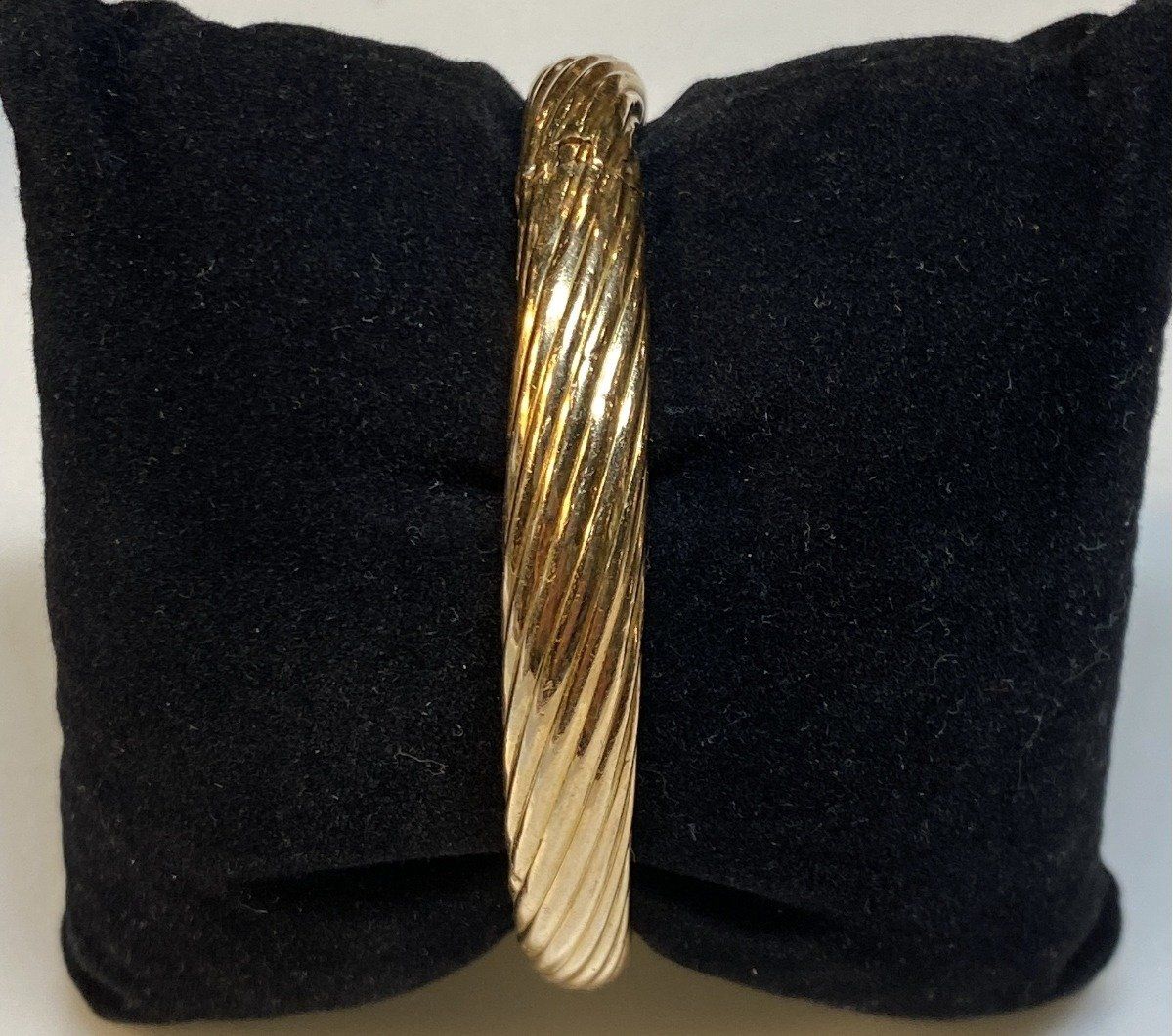 14k Gold Spiral Bangle Bracelet 2