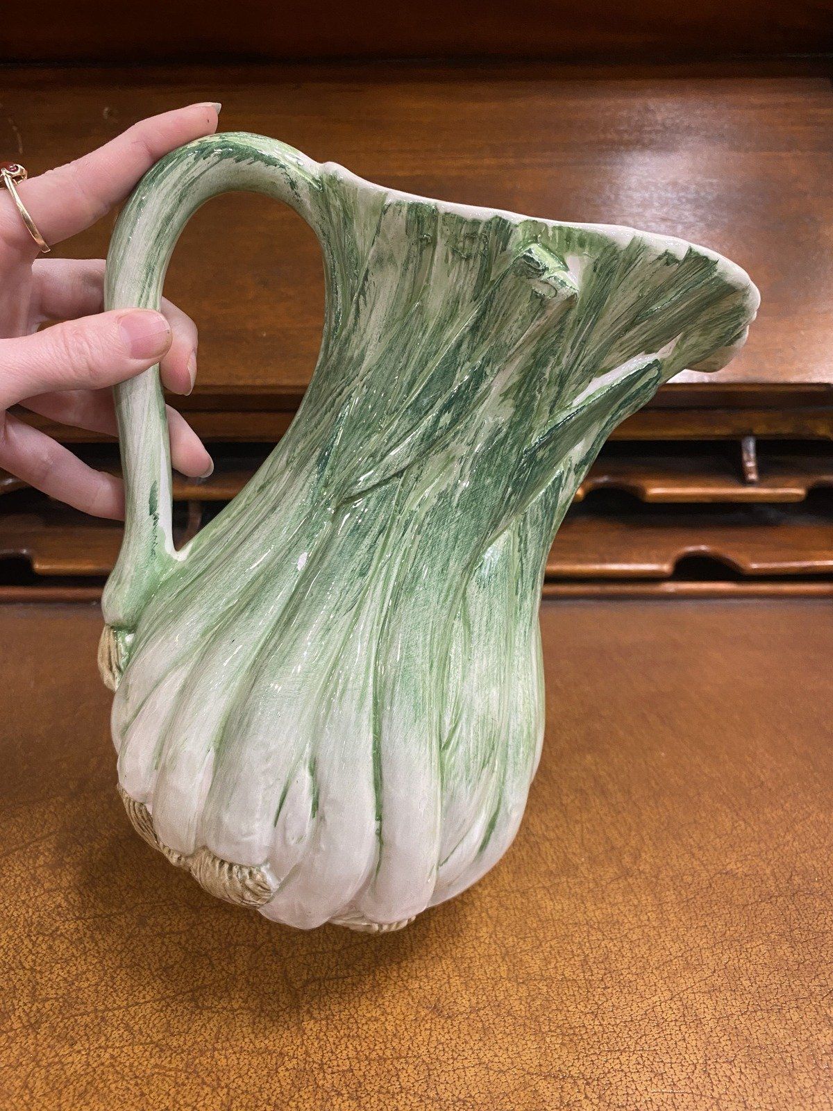Italian Ceramic Majolica Scallion Drink Pitcher 9 4