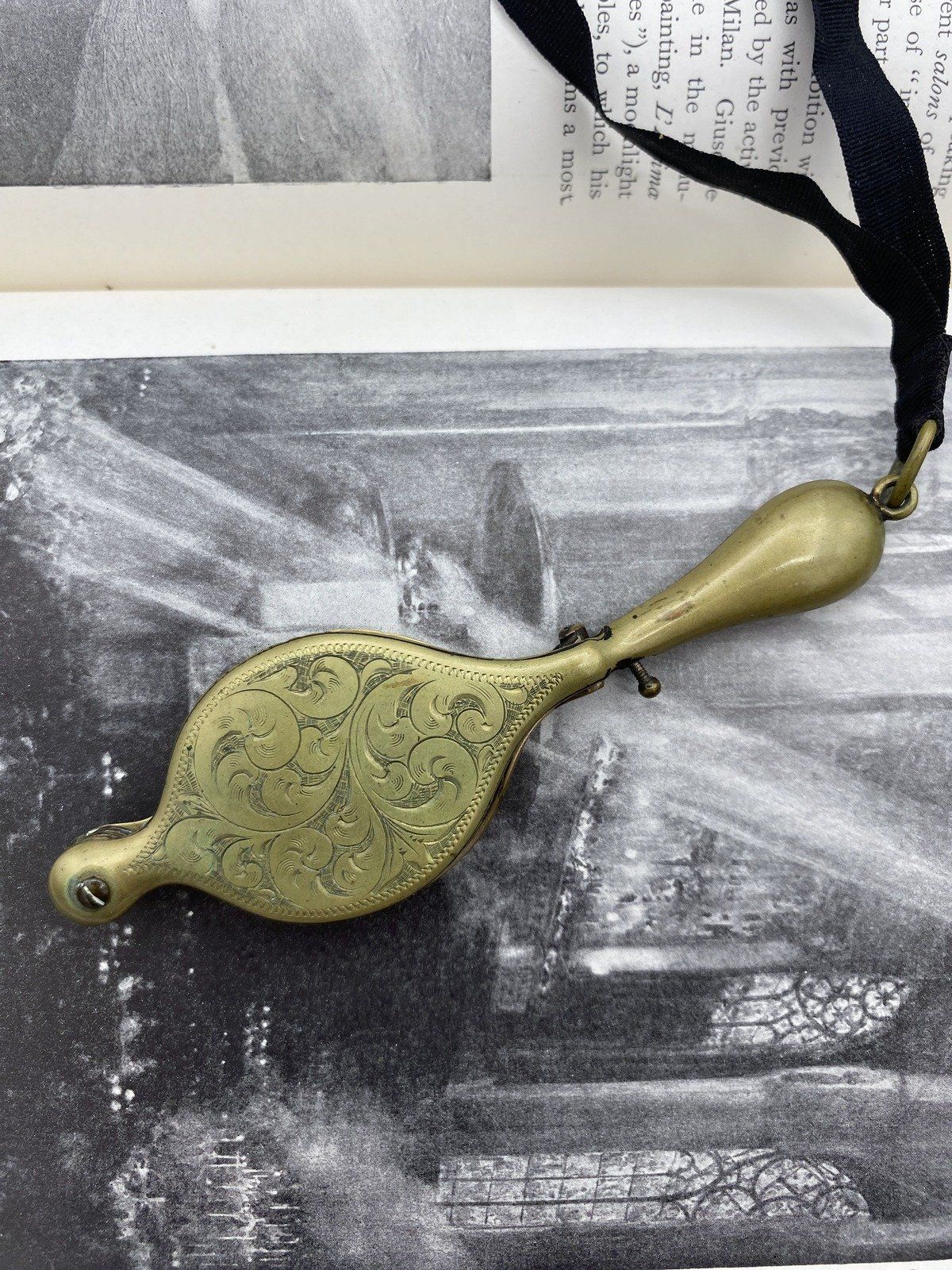 Antique Edwardian Etched Brass Lorgnette Opera Eye/Reading Retractable Glasses w Grosgrain Cord 9