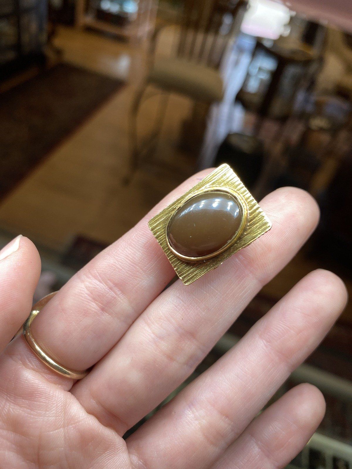 Gorgeous Vintage 18k Gold Etruscan Revival Brown Agate Fob Charm w Scroll Work Detail 9