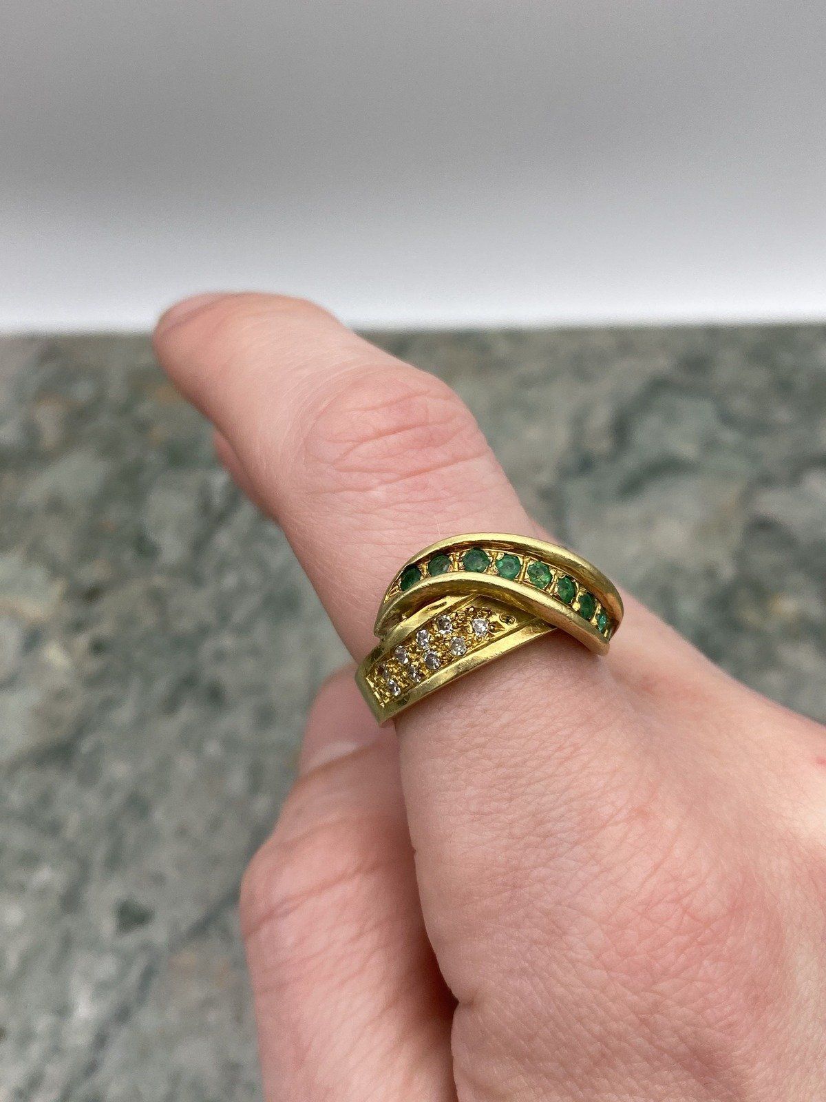 Stunning 22k Gold Pave Diamond + Emerald Knot Ring w Girthy Band #2937 10