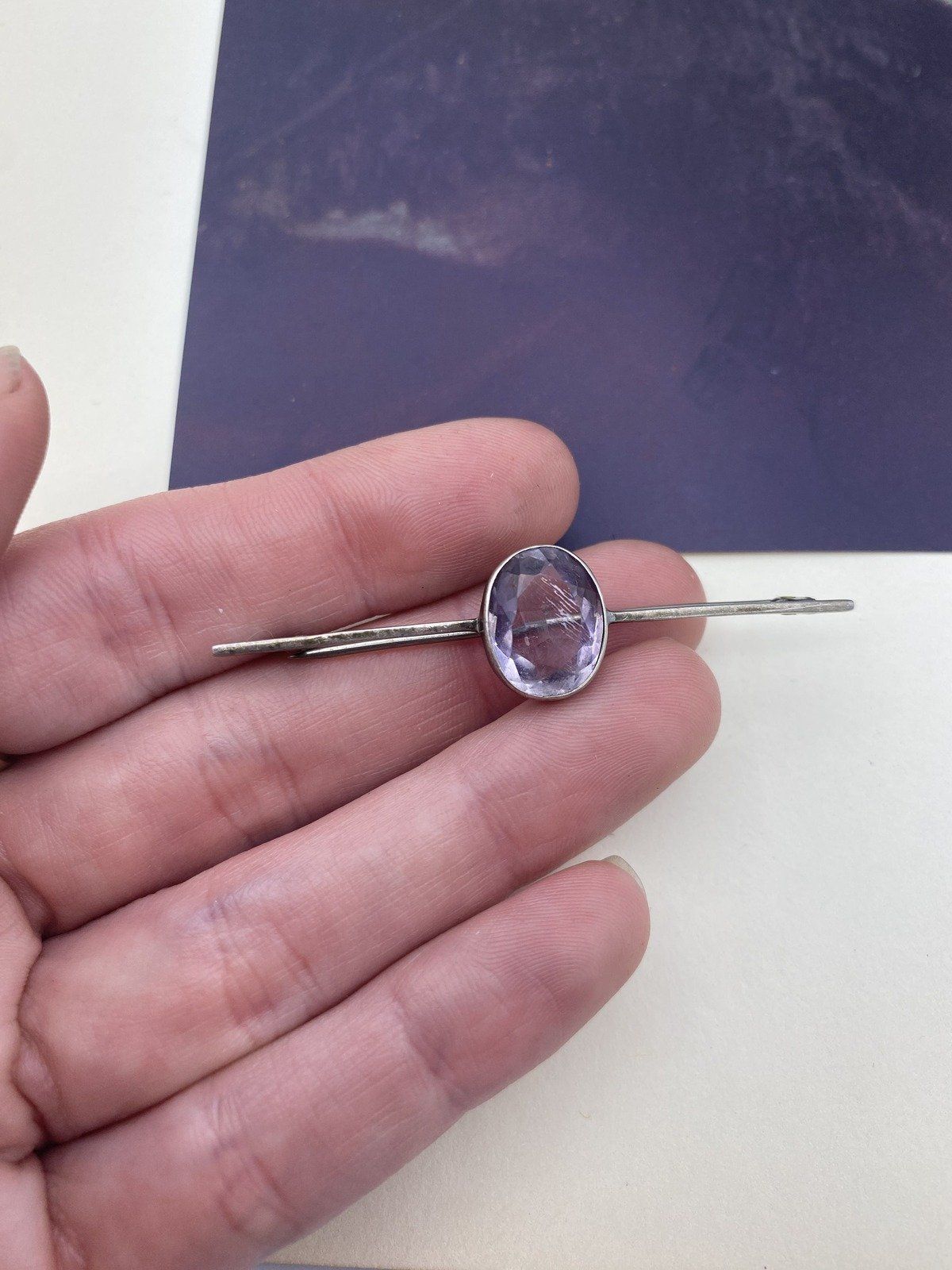 Antique Sterling Silver Bar Pin Brooch w Lavender Vera Cruz Amethyst Oval Center 2