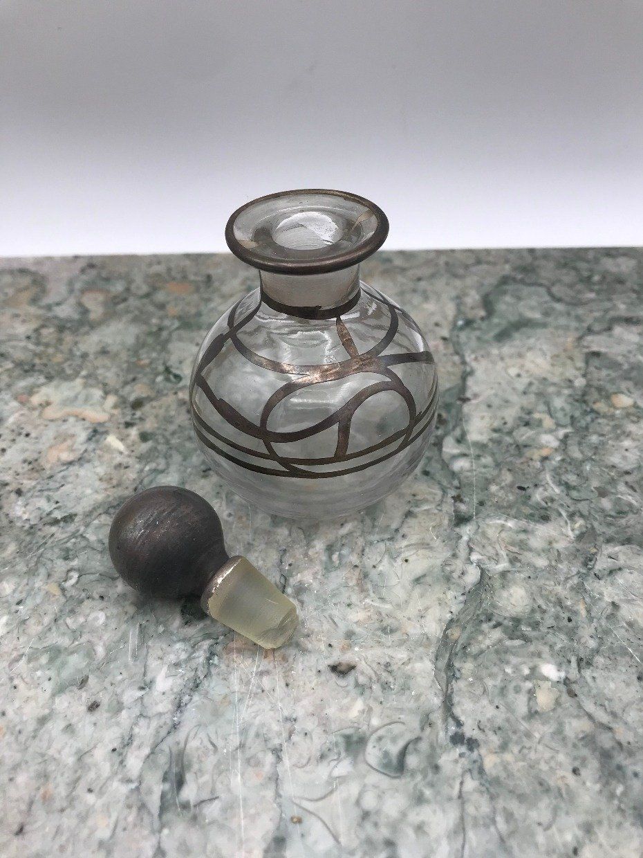 Antique Glass Perfume Bottle w Art Nouveau Sterling Silver Detailing 2