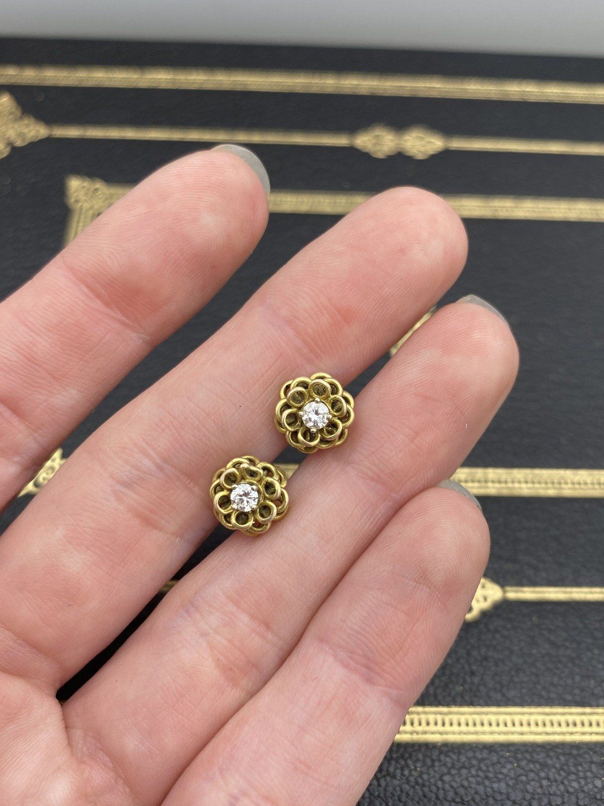 Antique 14k Gold Layered Wire Bloom .2ctw Diamond Stud Earrings 8