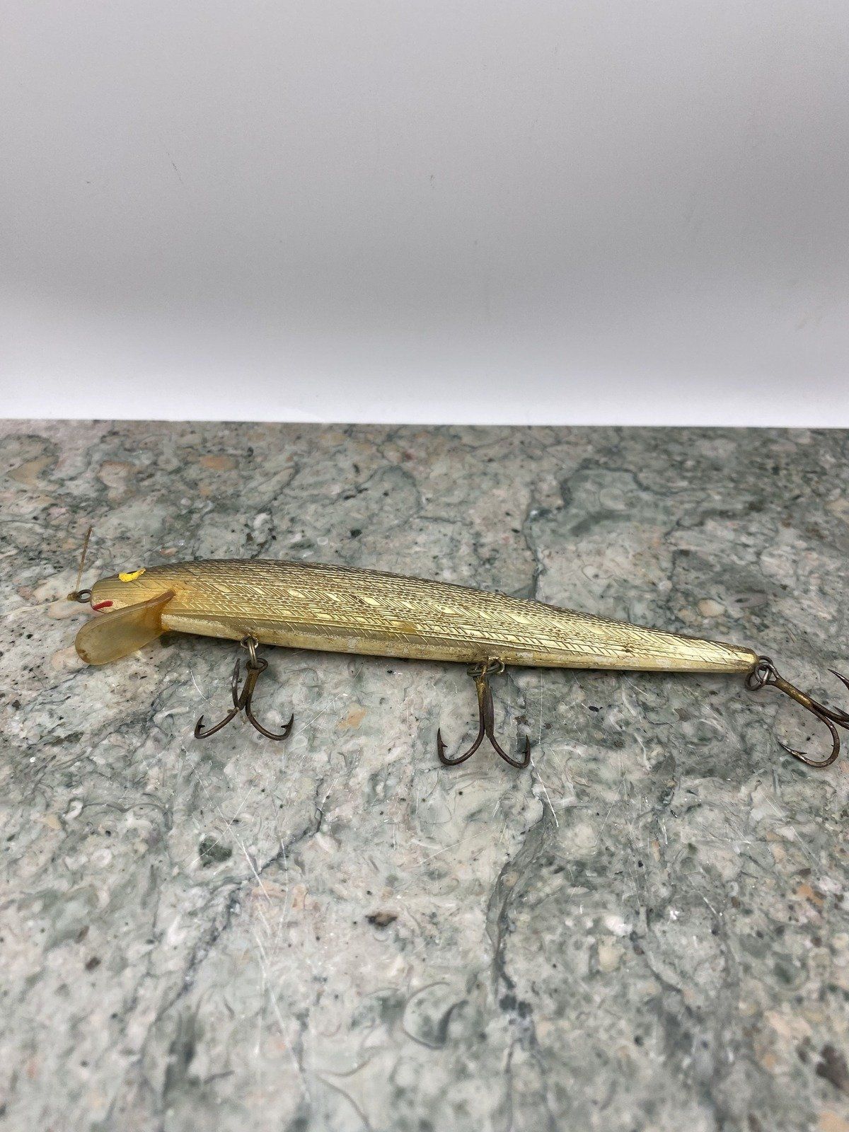 Metallic Rebel Floater Minnow Fishing Lure 3