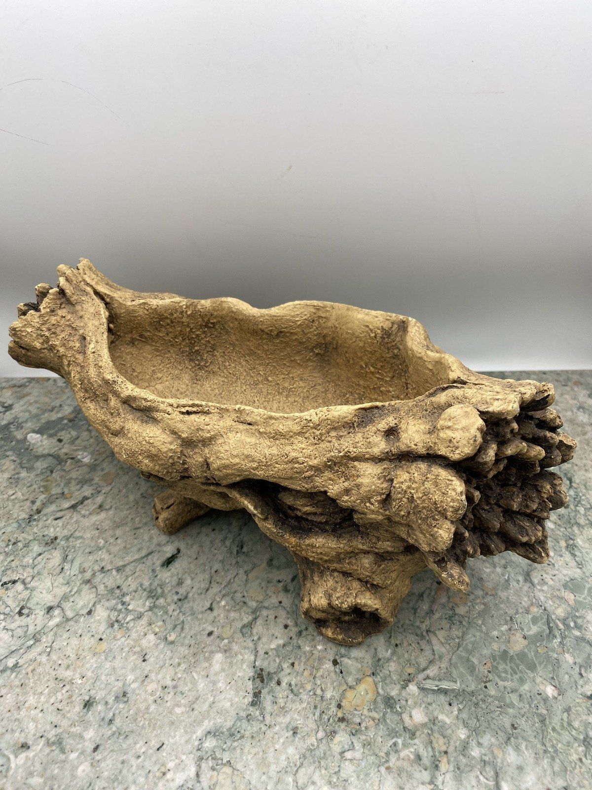 Plaster Drift Wood Motif Bowl