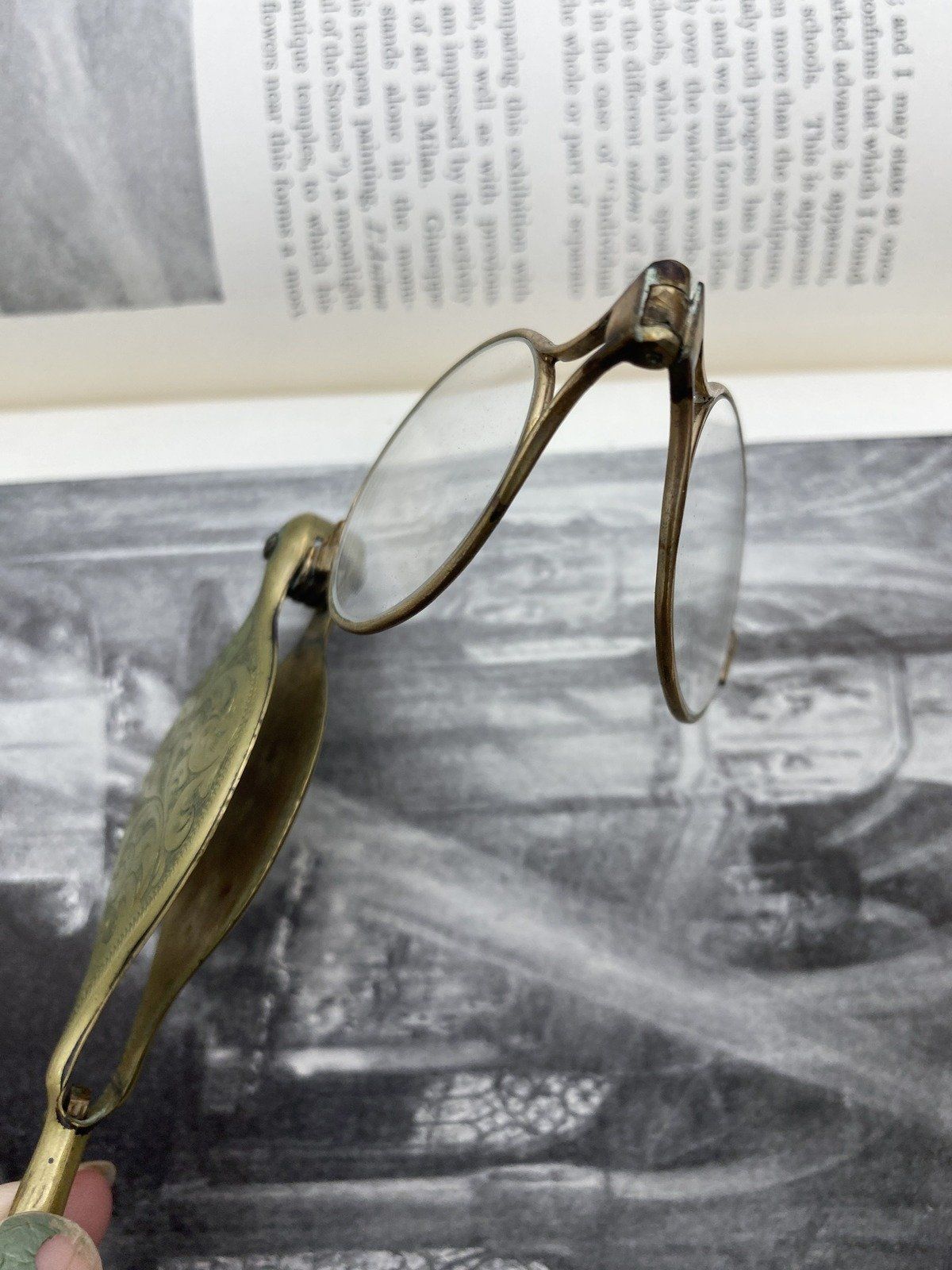 Antique Edwardian Etched Brass Lorgnette Opera Eye/Reading Retractable Glasses w Grosgrain Cord 6