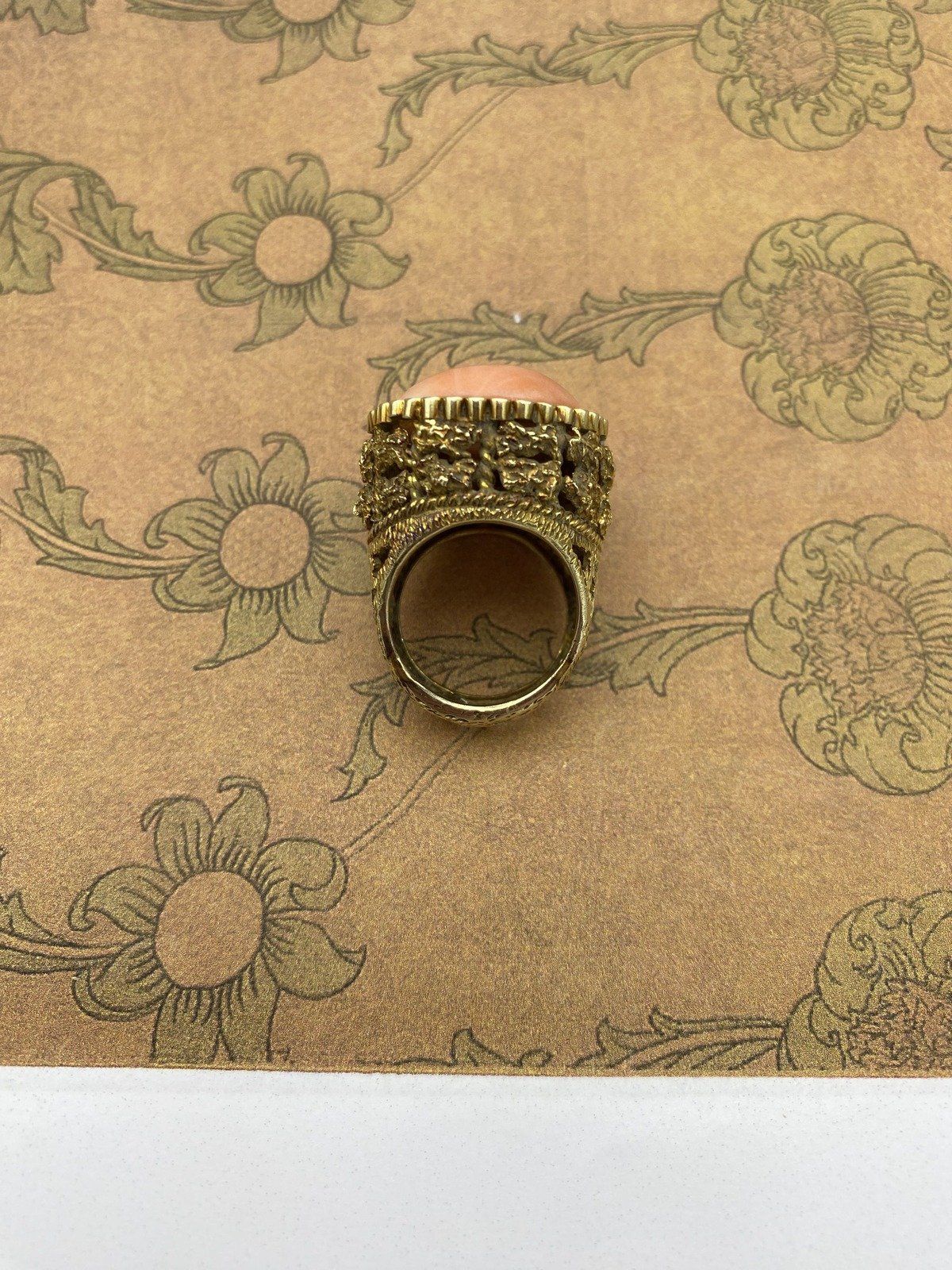 Near Antique c.1930s 14k Gold Nugget + Angel Skin Coral Regale Ring w Diamond Accents 9