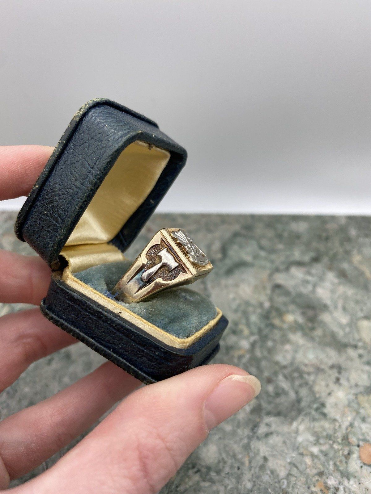 Men's Friggin' HEAVY Antique 14k Thick Gold Gavel of Authority Grand Mason Lodge Ring 2
