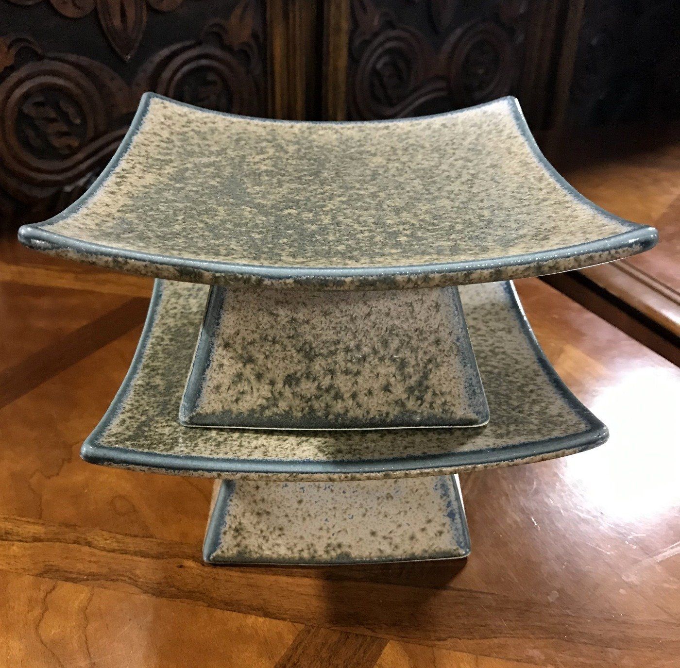 Pair of Oriental Feng Shui Ceramic Risers 3