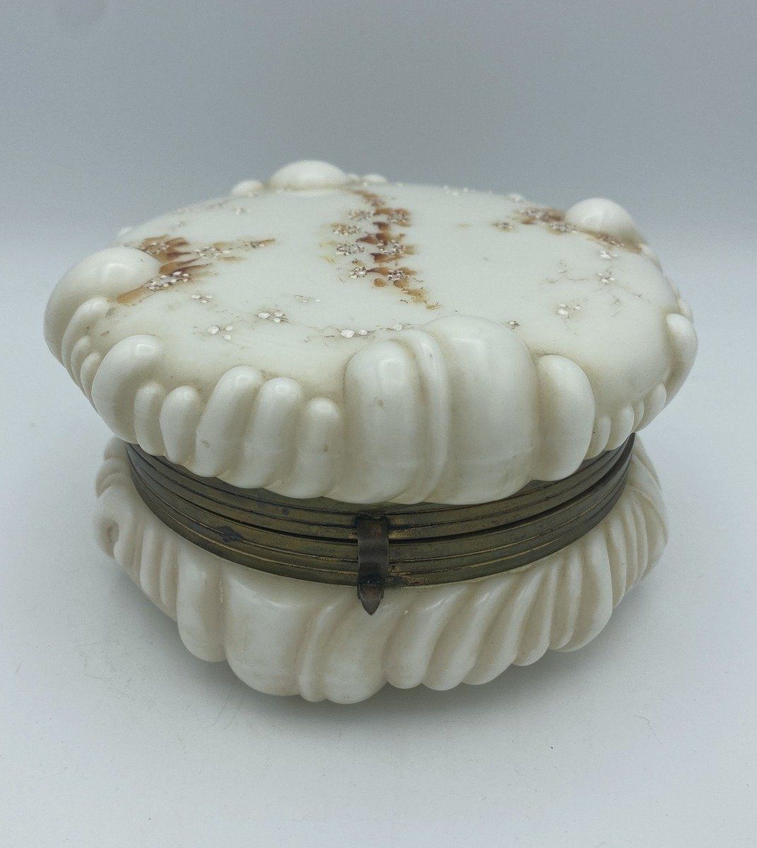 Wavecrest Hand Painted Baroque Shell Dresser/Jewelry Box