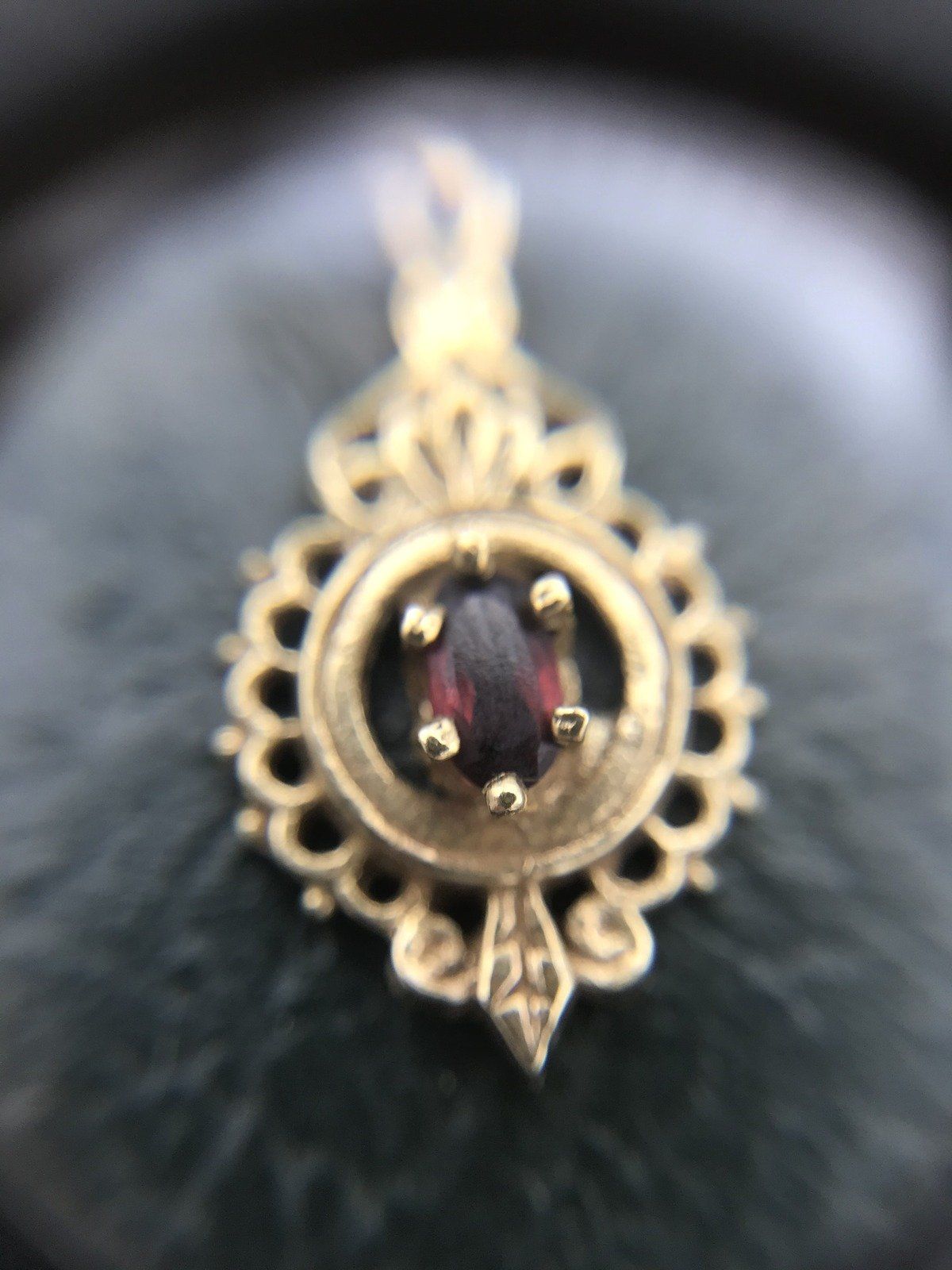 14k Gold Ornately Mounted Garnet Necklace 2