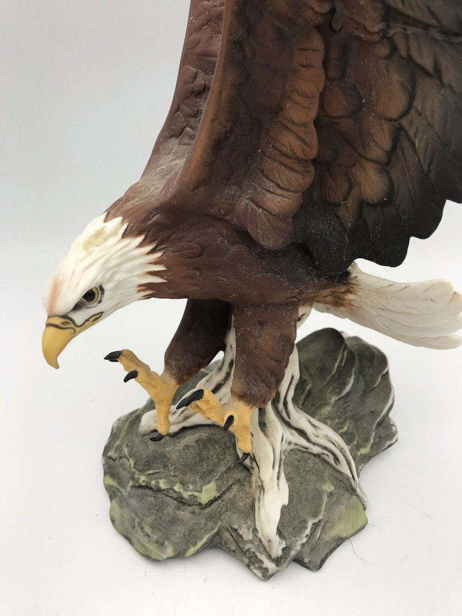 Homco Masterpiece Porcelain Bald Eagle Figurine 2