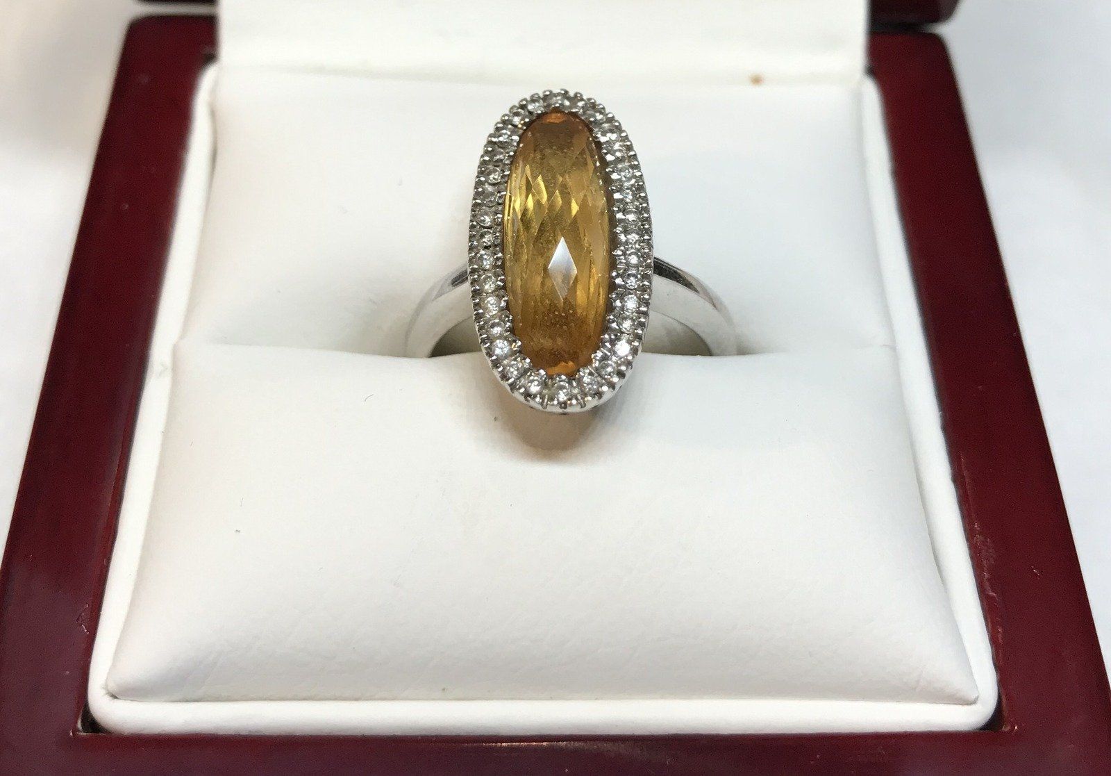 14k Oval Faceted Citrine Ring