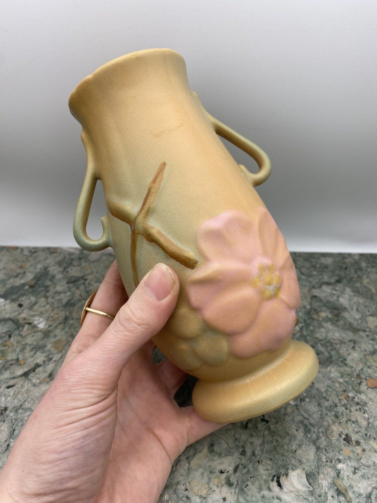Near Antique c.1930s Weller Wild Rose 6.75 Handled 6