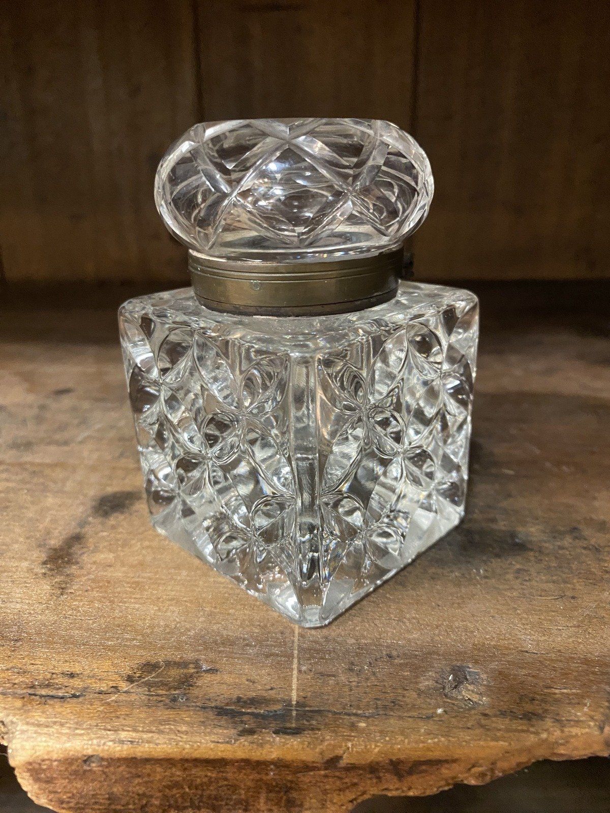Nice Clear HEAVY Antique Molded Glass Inkwell 4