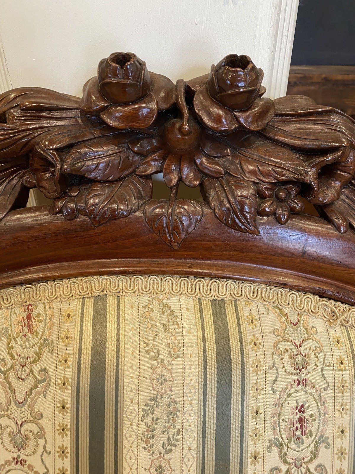 Antique Carved Rocco Style Calico Upholstered Settee #328 11