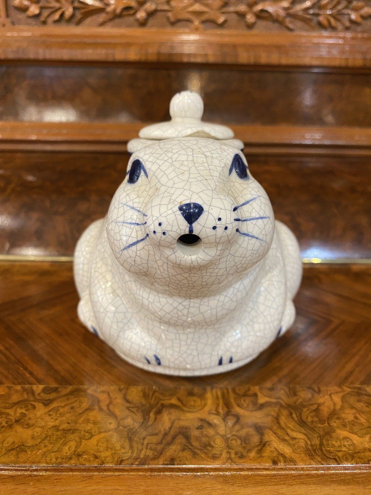 Rare Dedham Signed Vintage g.1999 Blue White Crazed Bunny Rabbit Tea Pot w Lid 5