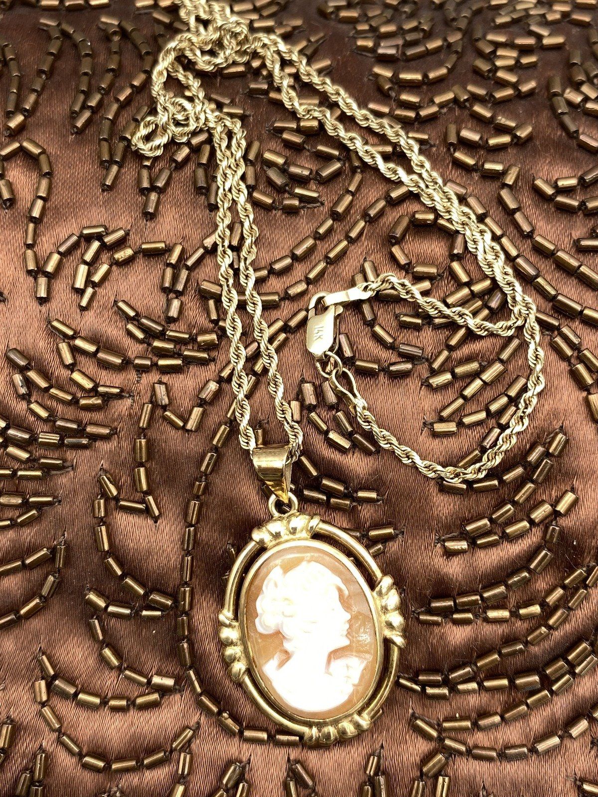 Vintage 14k Gold Shell Carved Cameo Necklace w Art Deco Bezel 16L 7