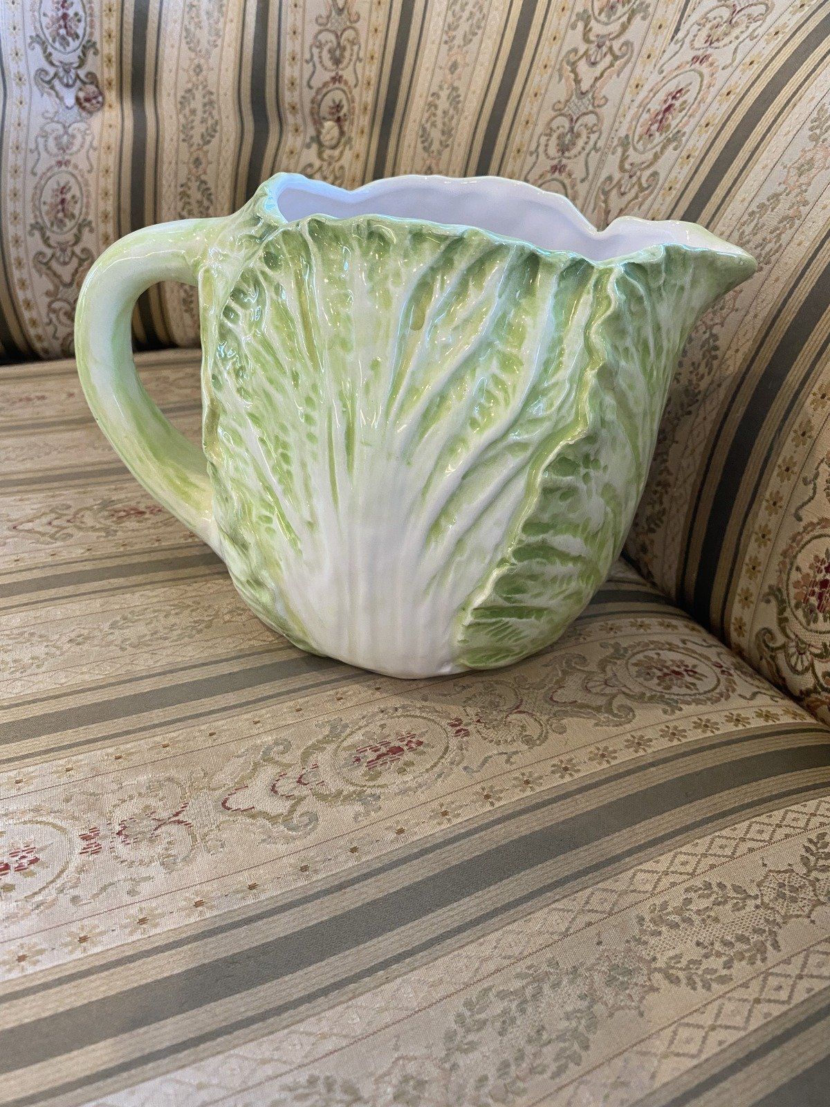 Vintage 1.25 Qt Cabbage Leaf Majolica Squat Drink Pitcher 7