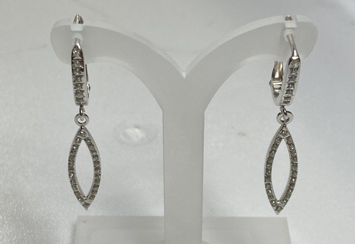 14k White Gold Dangle Earrings