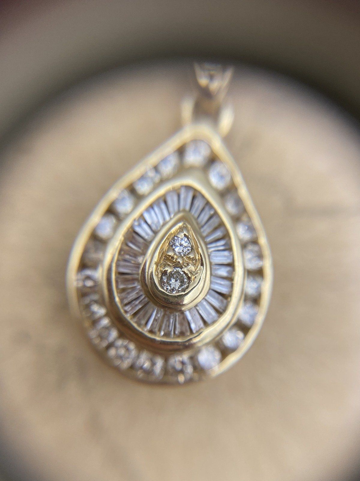 14k Gold Baguette + Round Channel Set .50ctw Diamond Drop Necklace 18L 5
